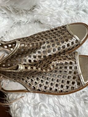 Musse and Cloud Aimy Sandals Gold lace up leather sz 40 9 Made in Spain New